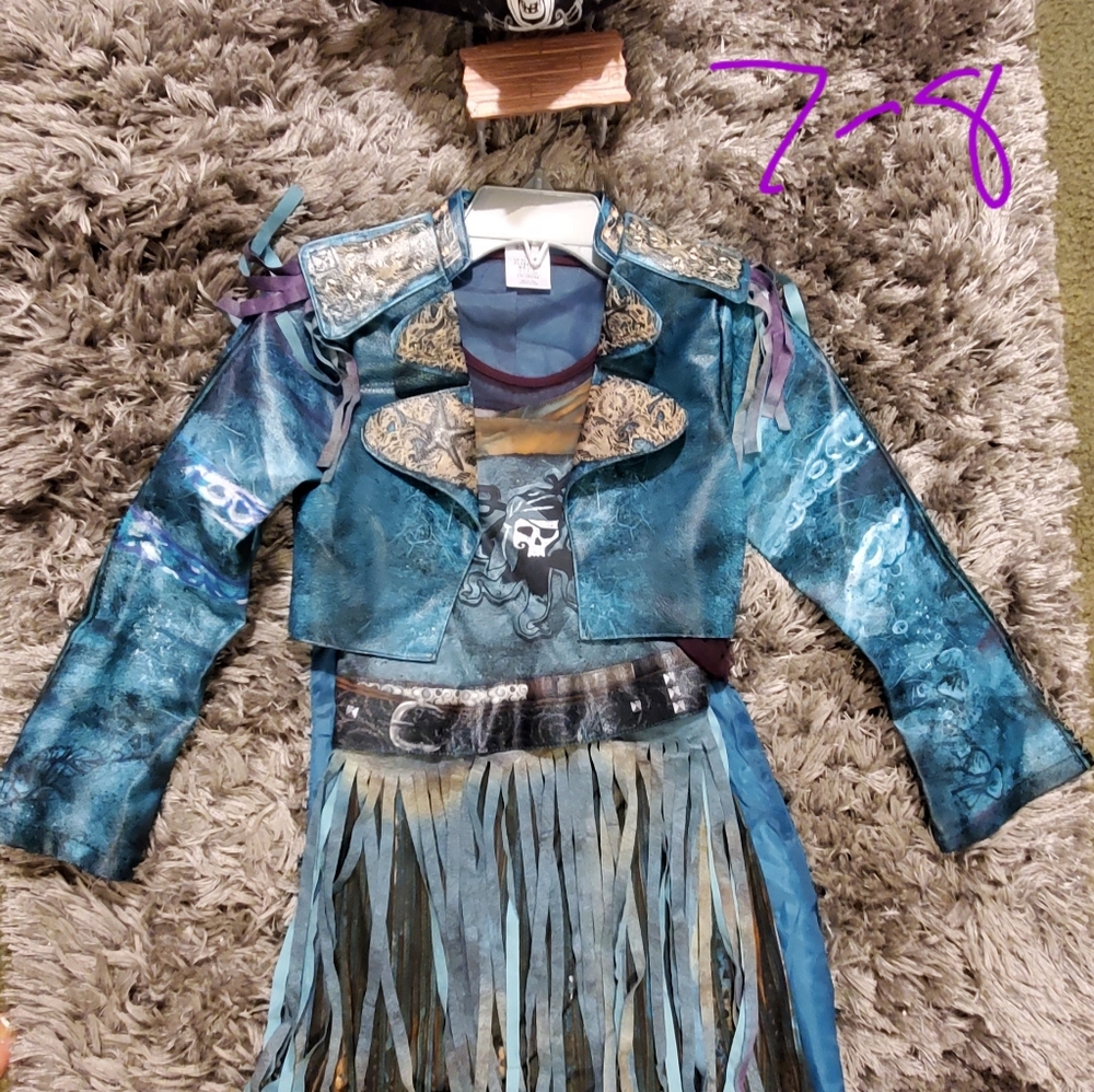 Disney Decendants Uma Costume
